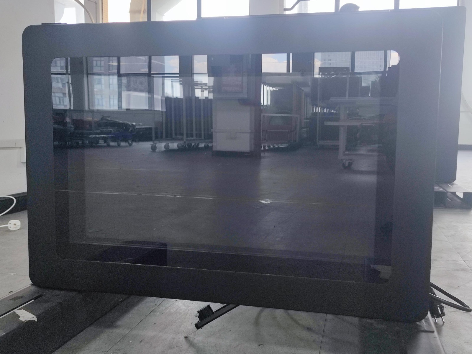 Рынок коммерческих дисплеев: Трансформация под влиянием цифровой эпохи